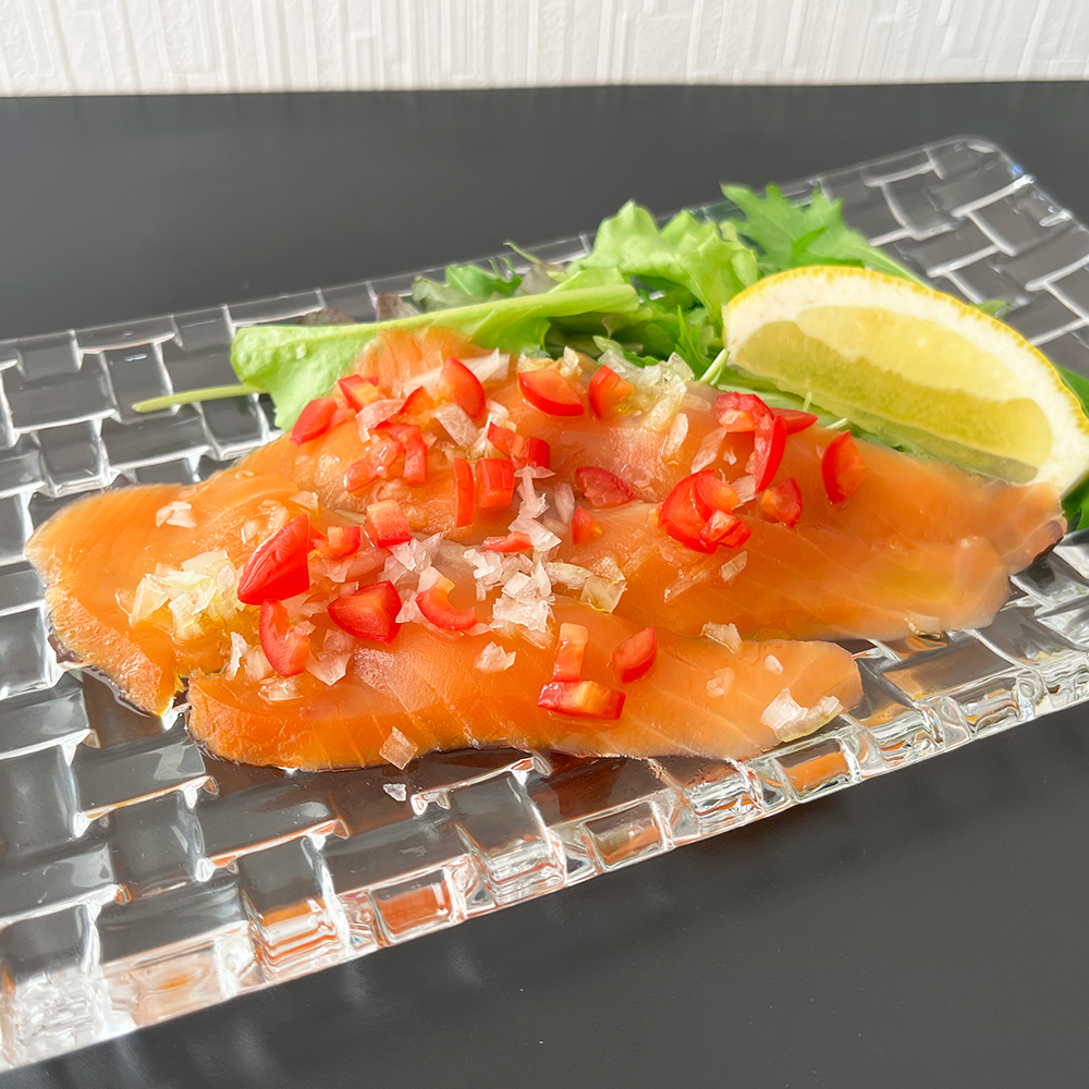 【訳あり商品】スモークサーモントラウト 100g×5パック 《冷凍真空》